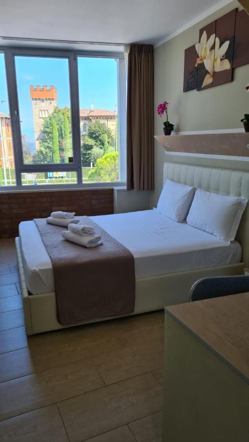 Atico Hotel Desenzano del Garda Kültér fotó