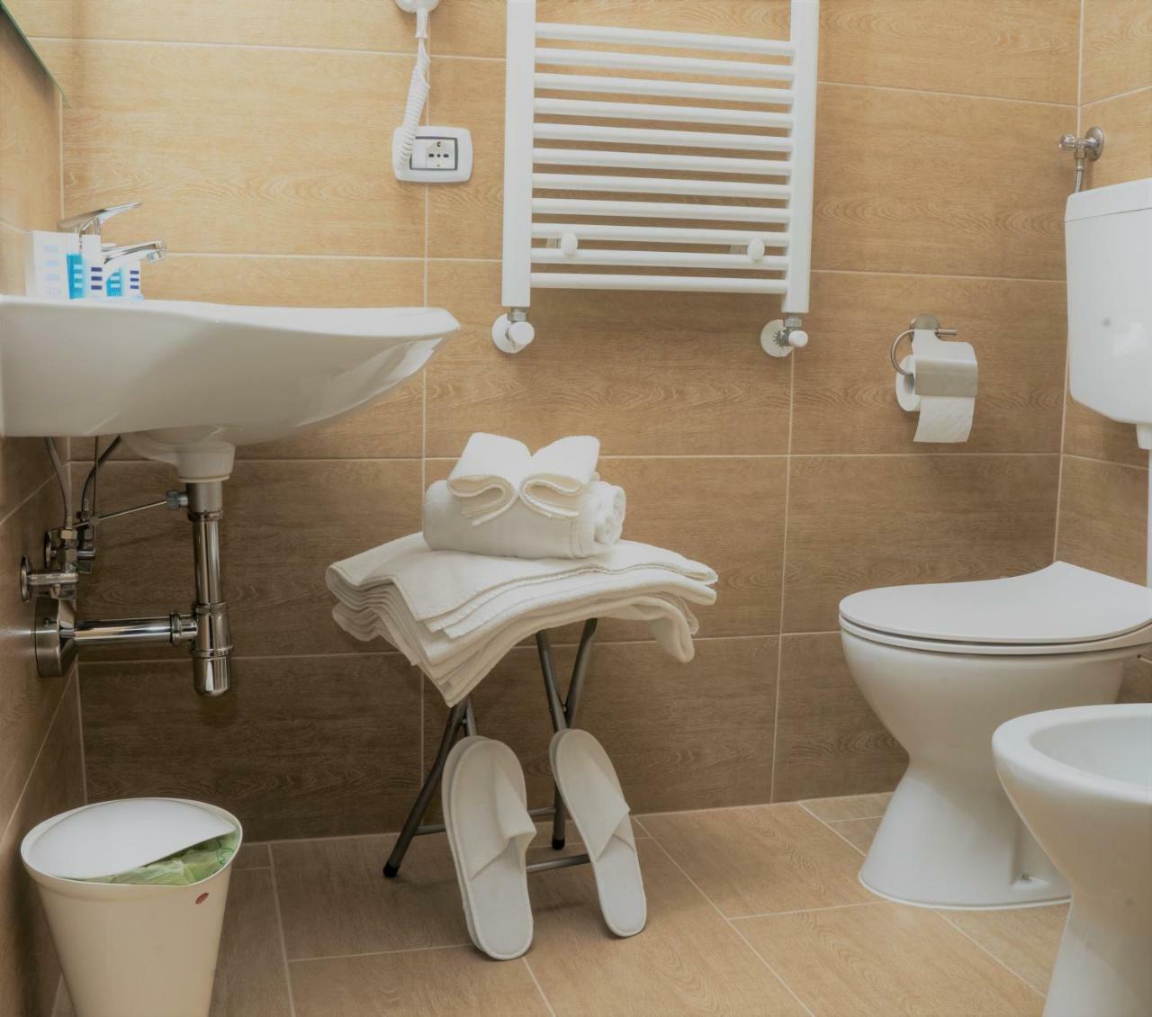 Atico Hotel Desenzano del Garda Kültér fotó